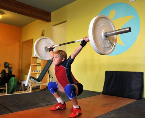 Во сколько лет можно отдать ребёнка на занятия по тяжёлой атлетике