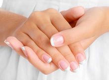 Какие причины ломкости ногтей у женщин