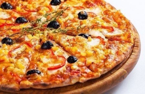 Рецепт диетической пиццы с курицей и грибами