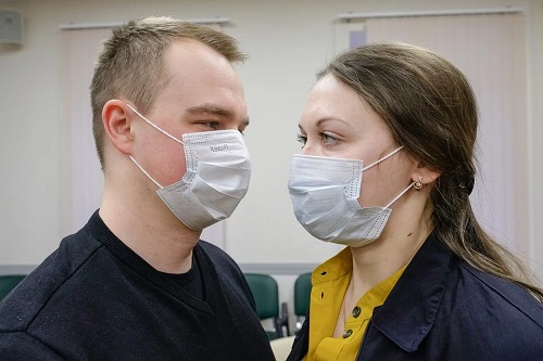 Как правильно носить маски индивидуальной защиты